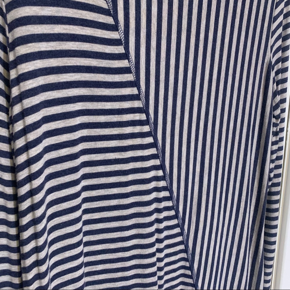 EUC CAbi Ernest Stripped Tunic - SZ M - Picture 4 of 10